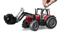 Bruder Traktor Massey Ferguson 7480 s čelním nakladačem a přepravníkem klád