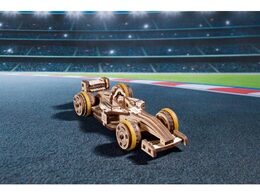 Ugears 3D dřevěné mechanické puzzle Compact Racer